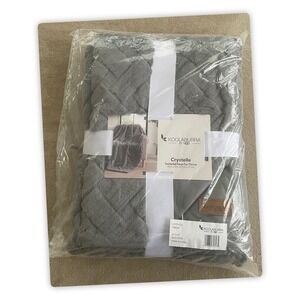 Kookaburra By UGG Crystelle Textured Faux Fur Throw 50 in X 70 in (127cmX177cm)